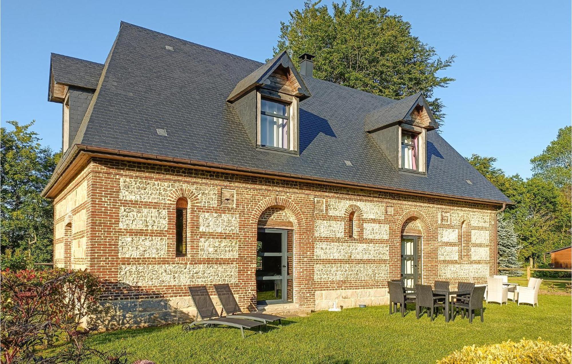 Stunning Home In Paluel With Wifi Exterior foto